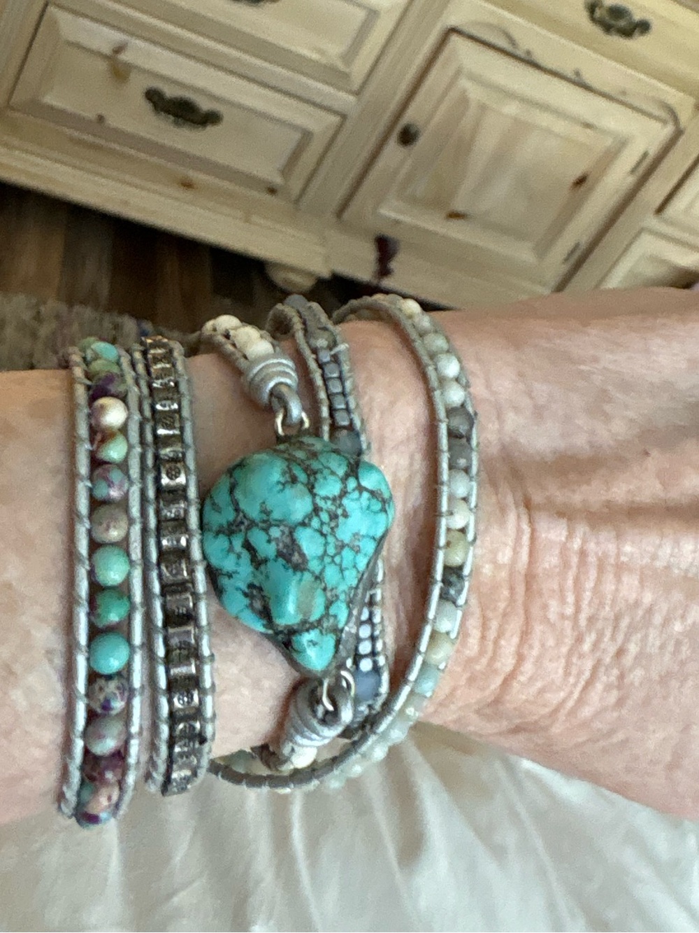 Multi-Strand Beaded Wrap Bracelet in Cream and Silver, tourquois